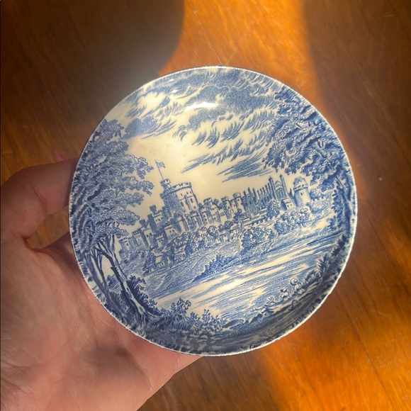 Vintage Blue and White Scenic mini Plate - Picture 1 of 6